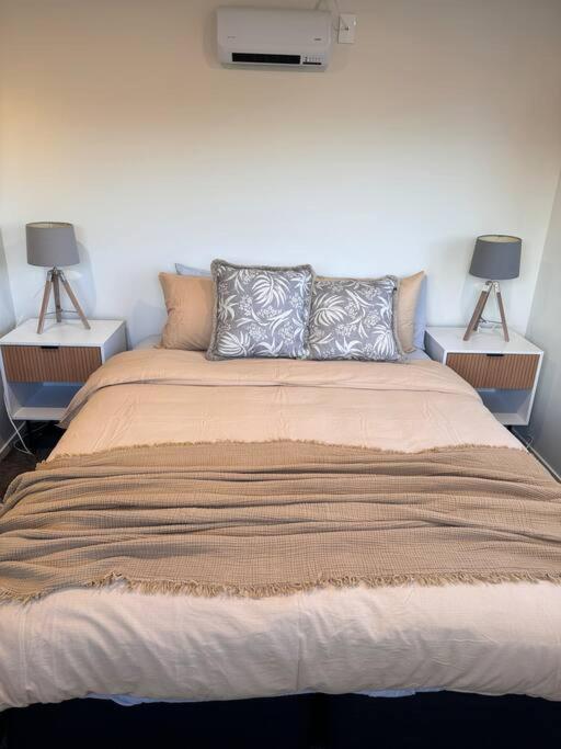 Cbd Luxury Parkside Living 2 Bedroom With Parking Christchurch Buitenkant foto